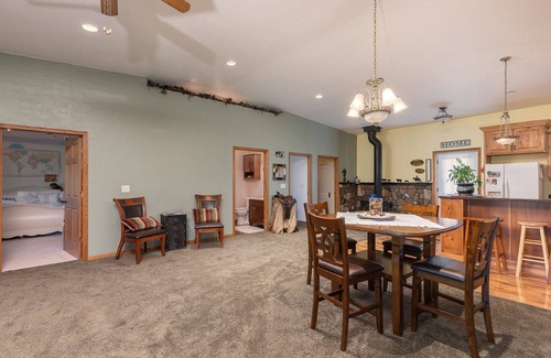 Rapid City House | Secluded handicapped accessible 3 bedroom home near Rapid City, SD