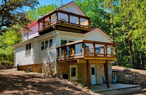 Taylors Falls House | Secluded in-town get-away close to Interstate Park. 45 min from Mpls/St Paul