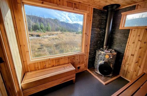 Boise County Other | Secluded Modern Yurt with Sauna Perfect for Small Groups in Boise, Idaho