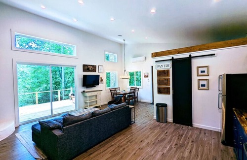 Morganton Cabin | Secluded Mtn. Escape on US Forest Border w/HotTub