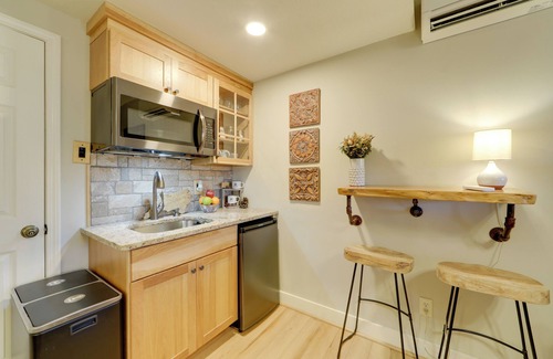 Mars Hill Cottage | Secluded Mtn-view Retreat in Mars Hill