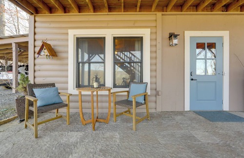 Mars Hill Cottage | Secluded Mtn-view Retreat in Mars Hill