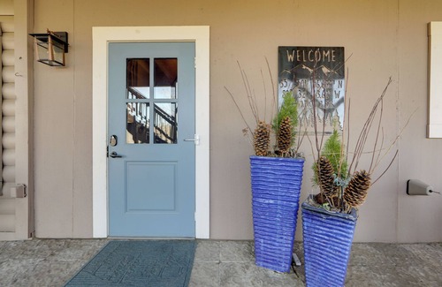 Mars Hill Cottage | Secluded Mtn-view Retreat in Mars Hill