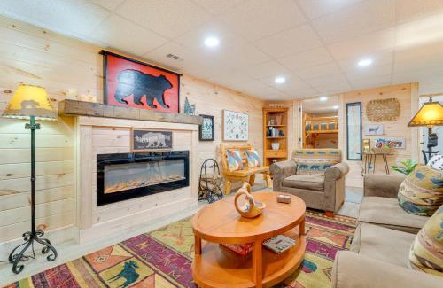 Murphy Apartment | Secluded Murphy Vacation Rental with Private Hot Tub