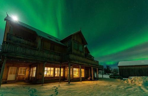 Laukeng Apartment | Secluded northern light apartment with great view!
