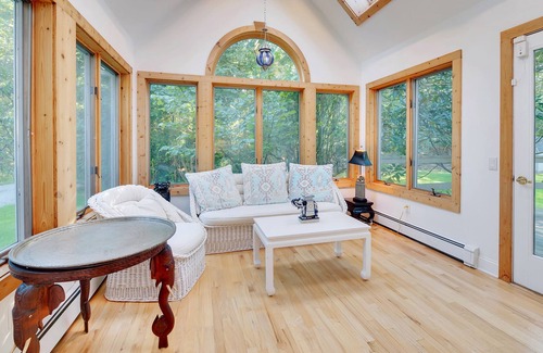 Sagaponack House | Secluded Oasis In The Heart of the Hamptons!!