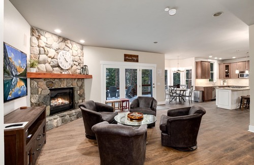 Warrior's Mark House | Secluded on the River - Quiet Cold de Sac - 16 Pair Boot Rack Dryer - Bus Route