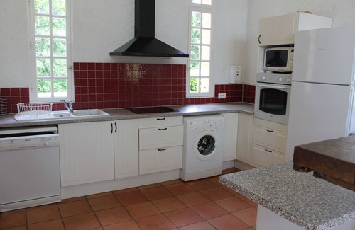 Saint-Germain-et-Mons Other | Secluded renovated farmhouse with large (16x8m) private pool/grounds (0,6 ha)