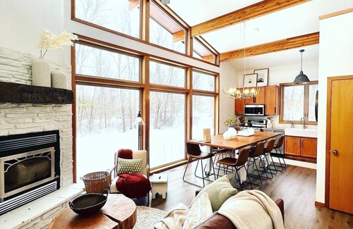 Pullman Cabin | Secluded & Restful! Modern Cabin-close to South Haven, Fennville, Saugatuck!