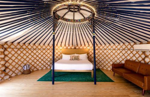 Dripping Springs Other | Secluded Romantic Yurt with Amazing Views in Dripping Springs, Texas