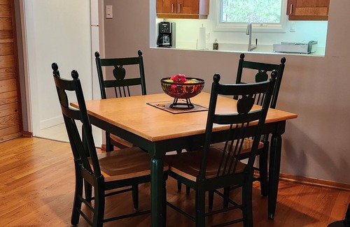 Dyke Cabin | Secluded, romantic cabin for 2 in the Blue Ridge mountains of Virginia