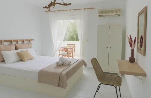 Korakades House | Secluded Serenity - A Tranquil Suite in Corfu