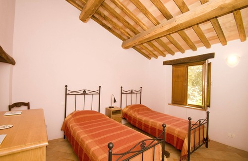 Montone Other | Secluded, spacious villa with Infinity pool and stunning views.n