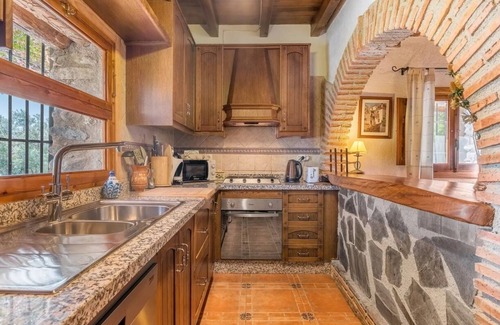Orgiva House | Secluded stone built country house, a totally private pool and amazing views.