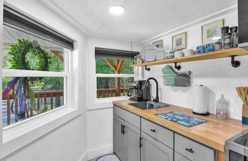 Hampstead House | Secluded Tiny Home Only Minutes To ☀️ 🏝 Topsail Island, NC 🏝☀️