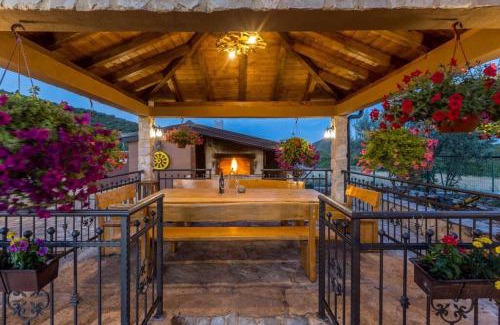 Lecevica House | Secluded villa with a private pool near Split and Sibenik