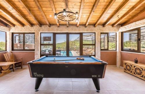 Lecevica House | Secluded villa with a private pool near Split and Sibenik