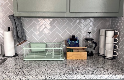 High Point Apartment | Second-floor charming 2-bedroom apartment in High Point