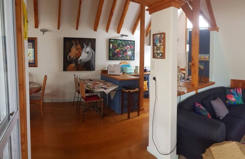 Russell Apartment | Secret Garden - beautiful, private in the very heart of Russell, Bay of Islands.