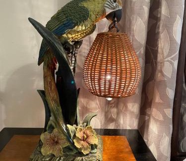Ocala House | Secret Garden getaway close to I 75
