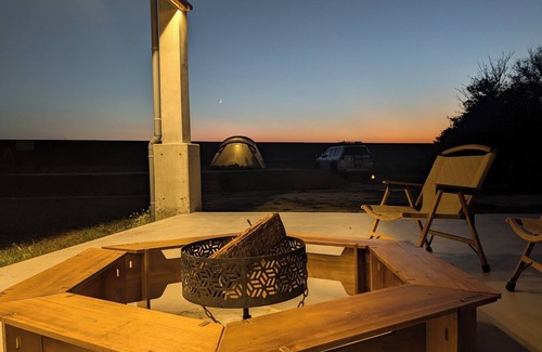 Ohama RV Rental | Secret room in the campground (pets allowed, gauge required)