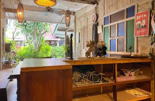 Bukit House | Secret Wooden Cabin - Lilac Suite