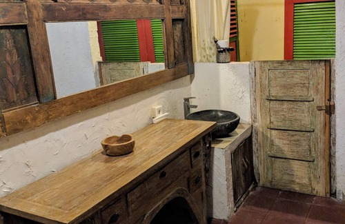 Denpasar Barat House | Secret wooden house in Bali