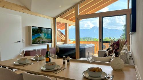 Dietringen Apartment | See I Jacuzzi I Balkon I Parkplatz I Bio Hof I TV