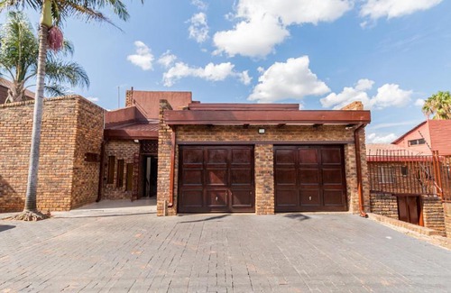 Laudium Bed & Breakfast | See You There Accommodation 2