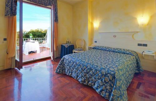 Portonovo Hotel | SeeBay Hotel
