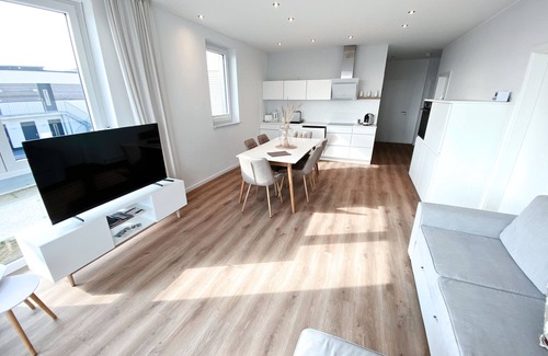 Schwerin Apartment | Seeliebe Apartment OG Sauna Parkplatz Seeblick Scandi-traum