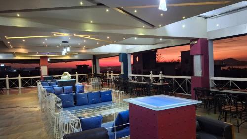 Gangavhare Hotel | Seeyona Yacht
