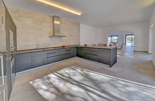 Portocolom House | Sehr Geräumige Villa auf Mallorca in Zeitgenössischem Stil, Priv. Pool