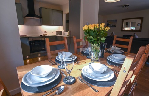 West Laroch Cottage | Seil - sleeps 6 guests in 3 bedrooms