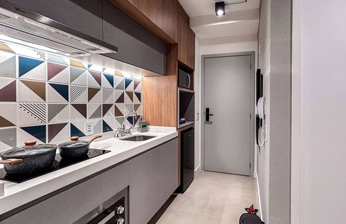 Pinheiros Apartment | Select Pinheiros New Apt w/Parking Near Oscar Freire