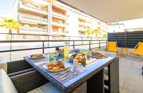 Le Lavandou Apartment | SELECT'soHOME - Appartement pour 4 personnes proche des commerces et de la plage du Lavandou ! - CAP AZUR