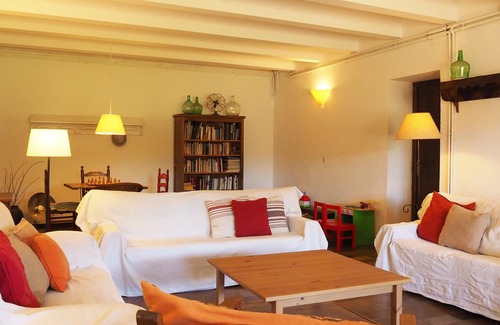 Torroella de Montgri Cottage | Self catering Can Brancós for 15 people