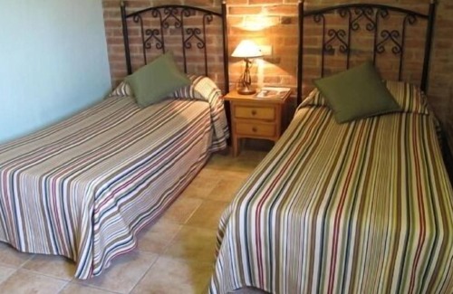 Serra de Daro Cottage | Self catering Can Pujol for 4 people