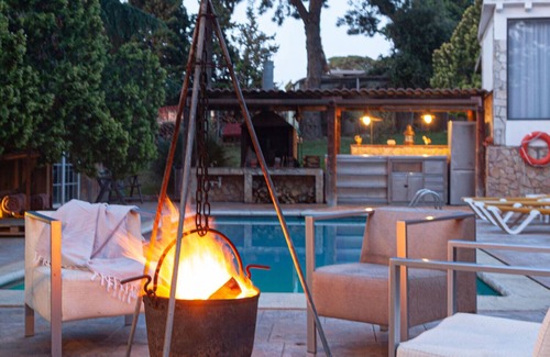 Vidreres Cottage | Self catering Can Bernadí for 20 people
