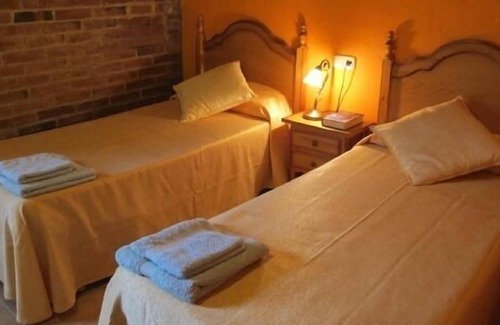 Serra de Daro Cottage | Self catering Can Pujol for 4 people