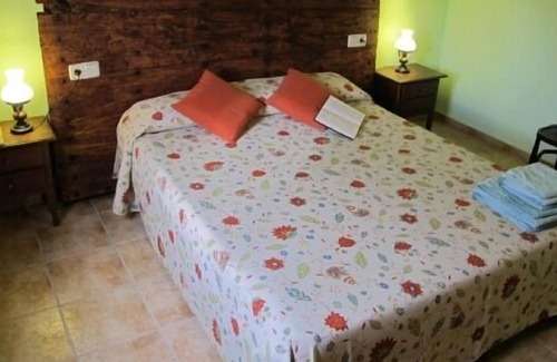 Serra de Daro Cottage | Self catering Can Pujol for 4 people
