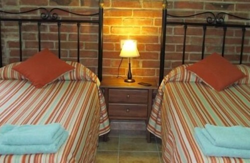 Serra de Daro Cottage | Self catering Can Pujol for 4 people