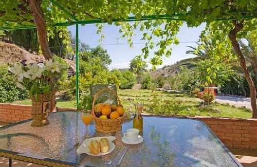 Alora Cottage | Self catering El Chorro Villas for 8 people