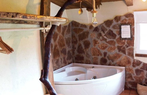 Prades Cottage | Self catering El Xalet de Prades for 2 people