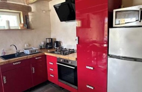 Ploneour-Lanvern House | Self-catering cottage near Bigouden beaches. Pets welcome