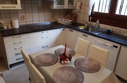 Alpedrete Cottage | Self catering Robertina for 12 people