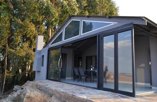 Dullstroom Apartment | Self Catering Unit - Meadow Mist