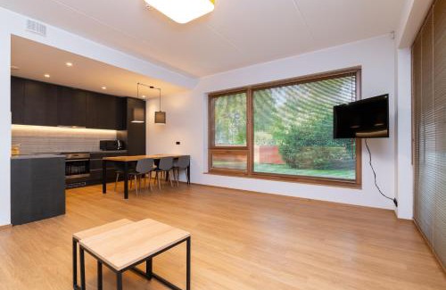 Kesklinn Apartment | Self-check-in 2 bedroom apartment with a terrace and free parking