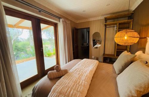 Wellington Apartment | Self Check-in River View Suite
