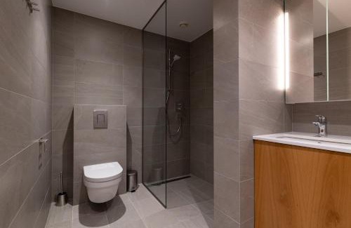 Kesklinn Apartment | Self-check-in spacious 1 bedroom apartment with terrace and free parking
